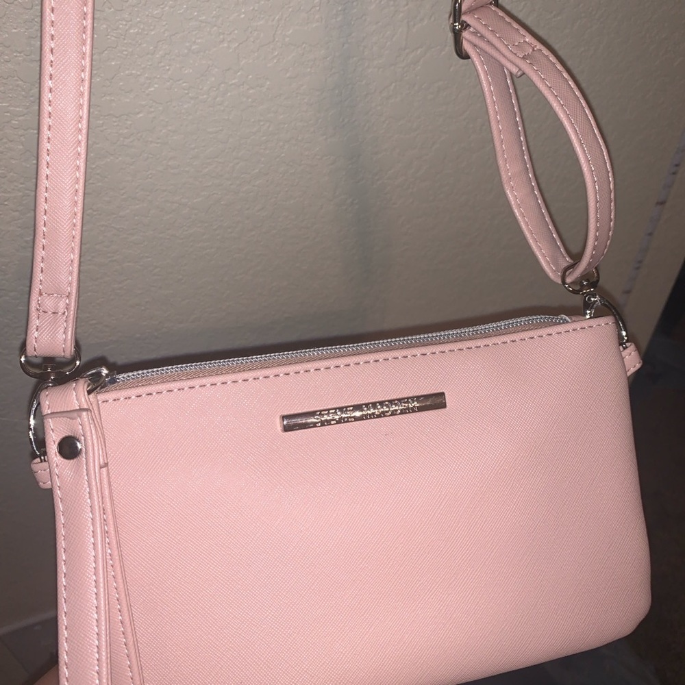 BRAND NEW STEVE MADDEN CLUTCH